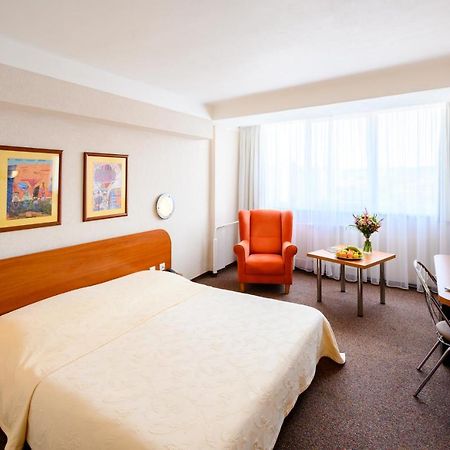 Hotel Lux Μπάνσκα Μπίστριτσα Εξωτερικό φωτογραφία