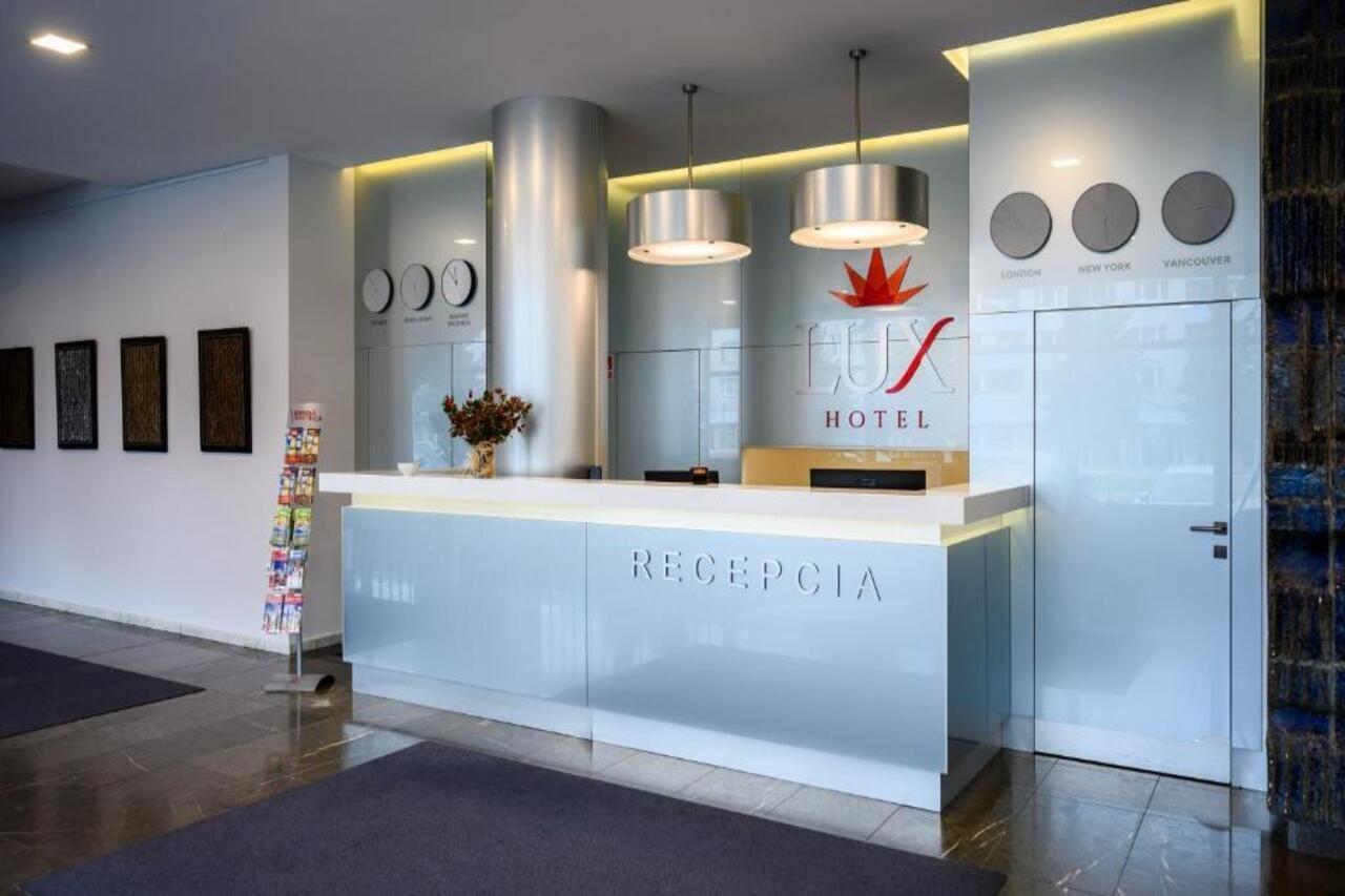 Hotel Lux Μπάνσκα Μπίστριτσα Εξωτερικό φωτογραφία