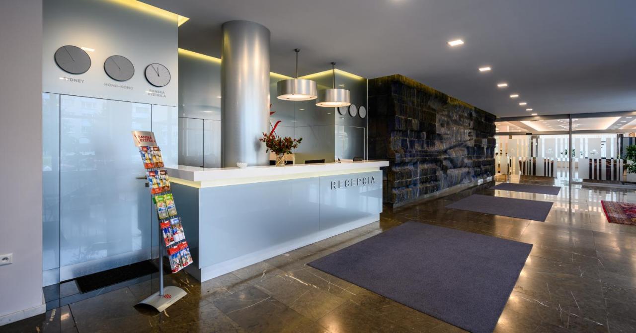 Hotel Lux Μπάνσκα Μπίστριτσα Εξωτερικό φωτογραφία