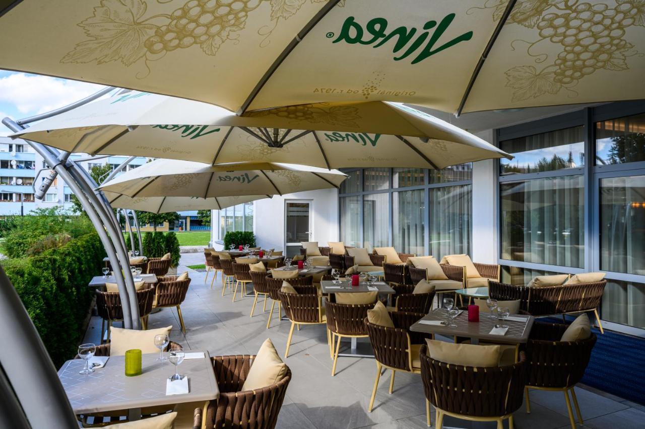 Hotel Lux Μπάνσκα Μπίστριτσα Εξωτερικό φωτογραφία